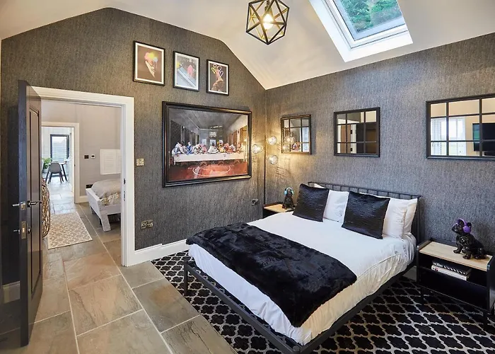Host & Stay - The Stables